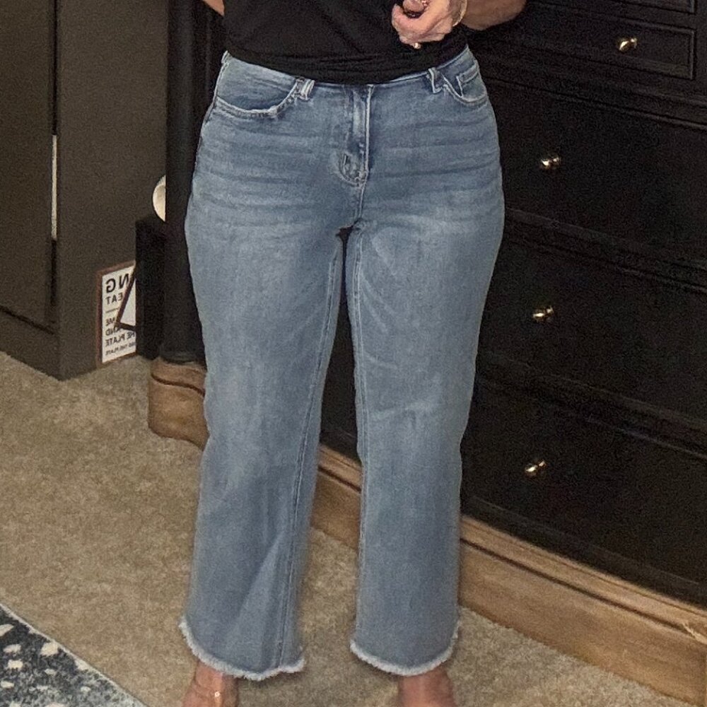 Lovervet by Vervet Ankle Crop Jeans — Size 27/5, Raw Hem, Super Stretchy 💙